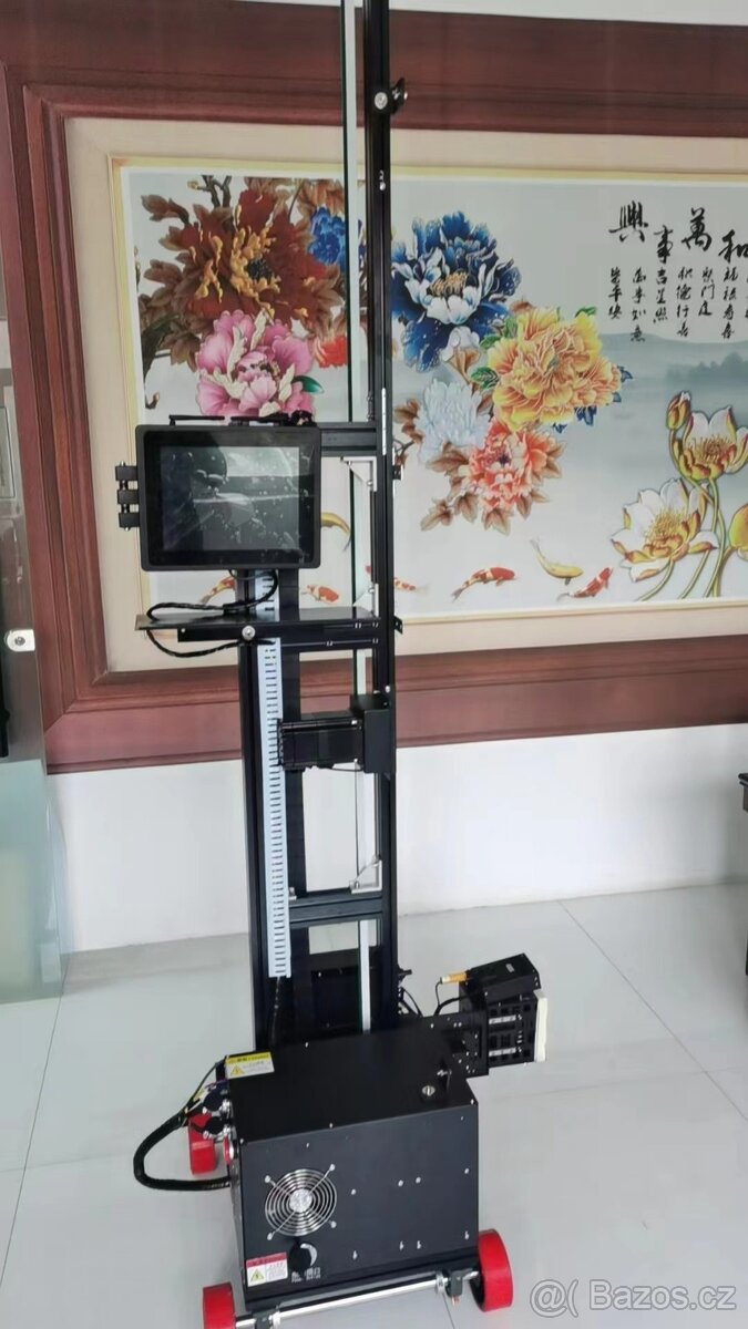 Vertikální tiskárna - tiskárna na zeď - 4