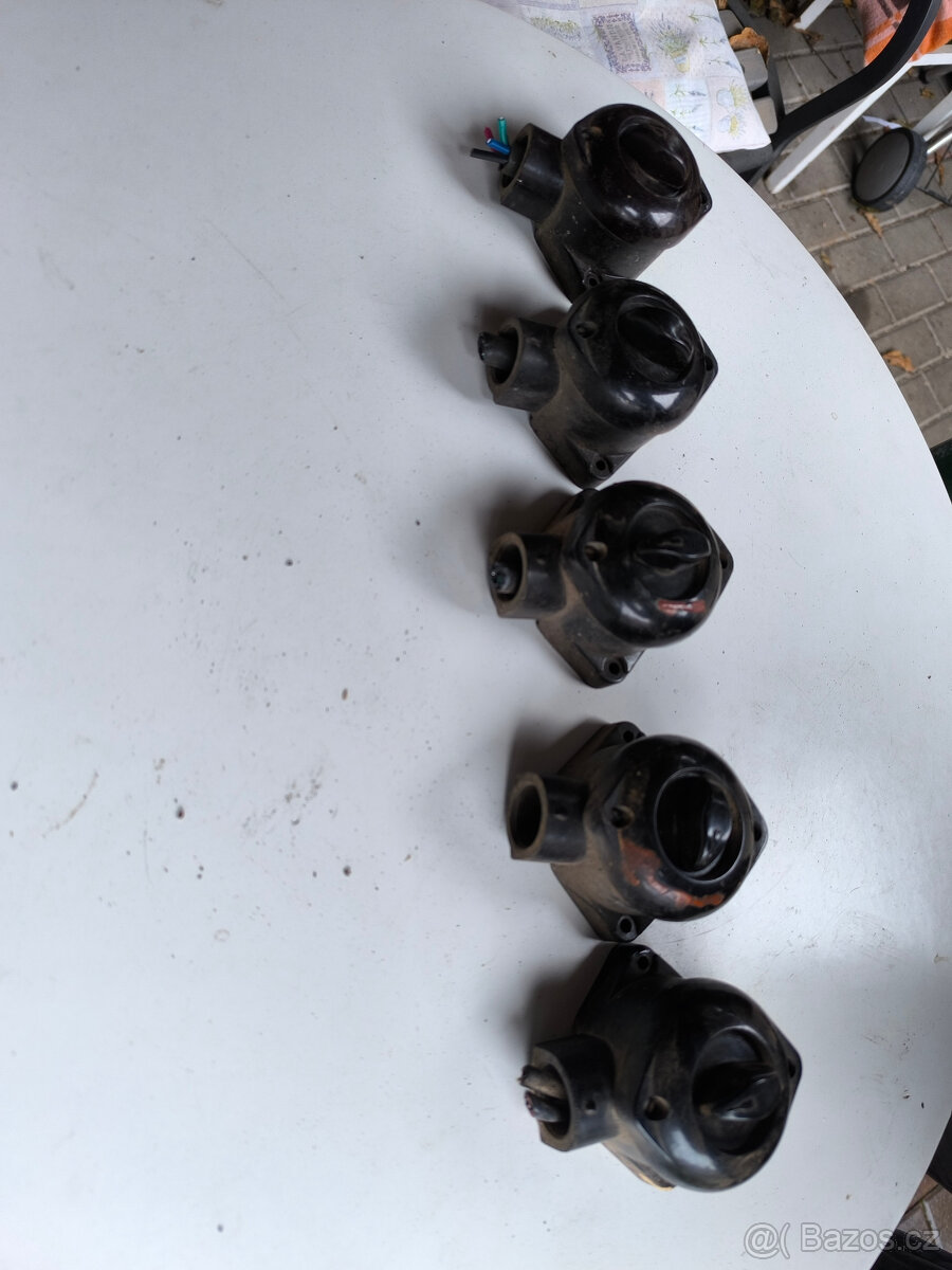 Staré vypinače otočné, bakelit, 5ks,starý vypínač - 4