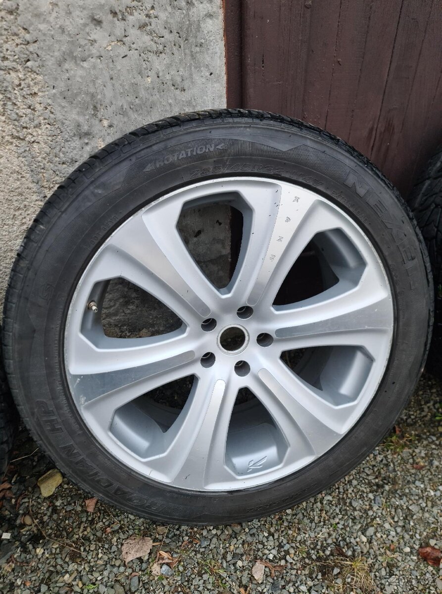 Alu disky KAHN RS-D s pneumatikami - 4