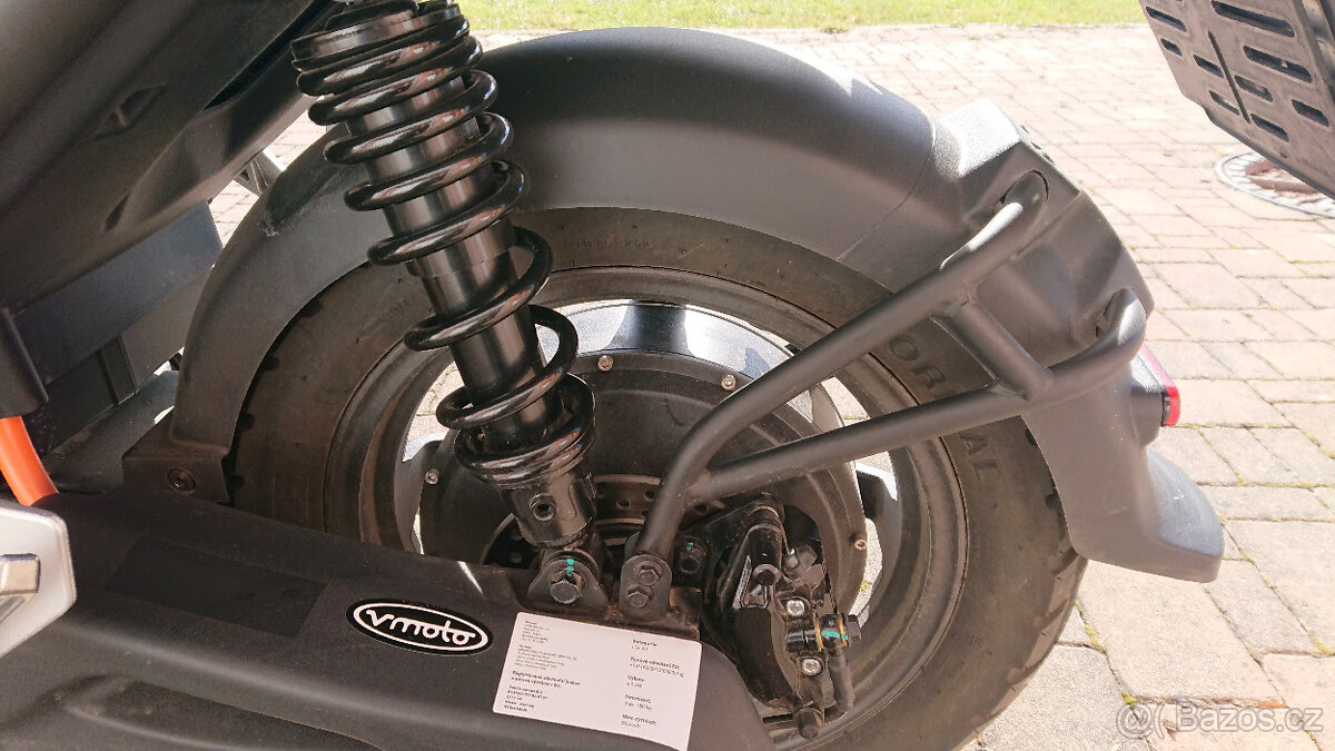 Elektroskútr Super Soco CPX - 4