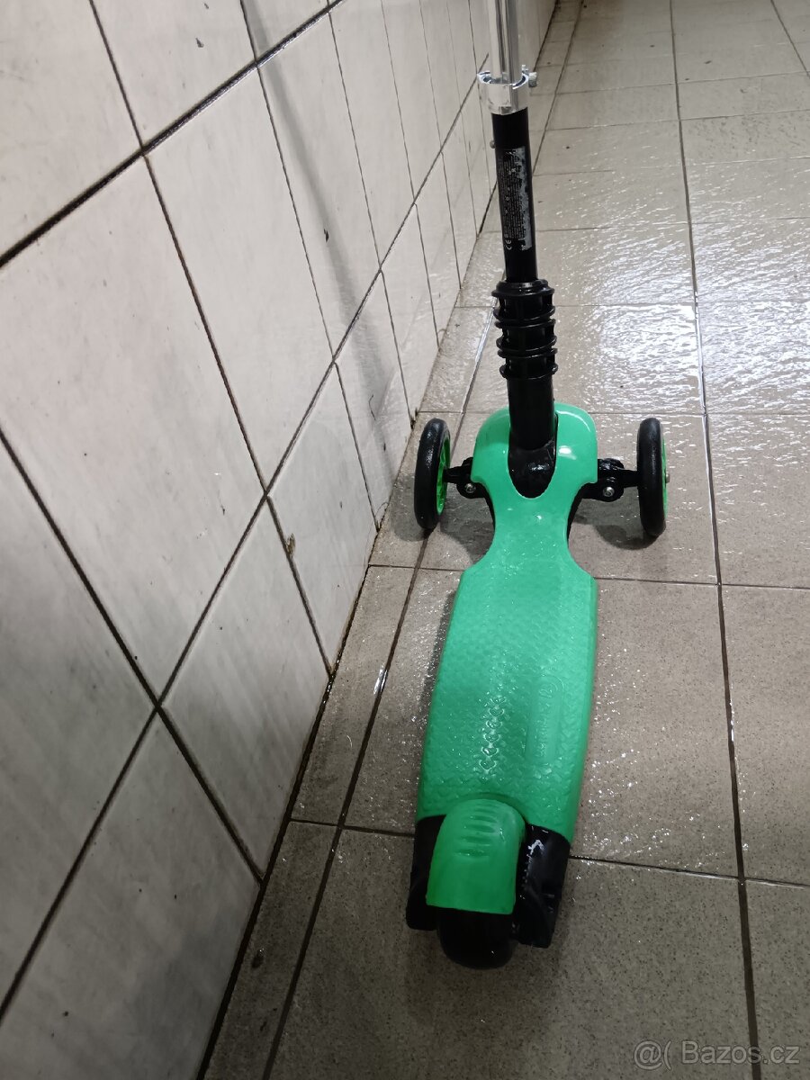 Dětská trojkolobezka - 4