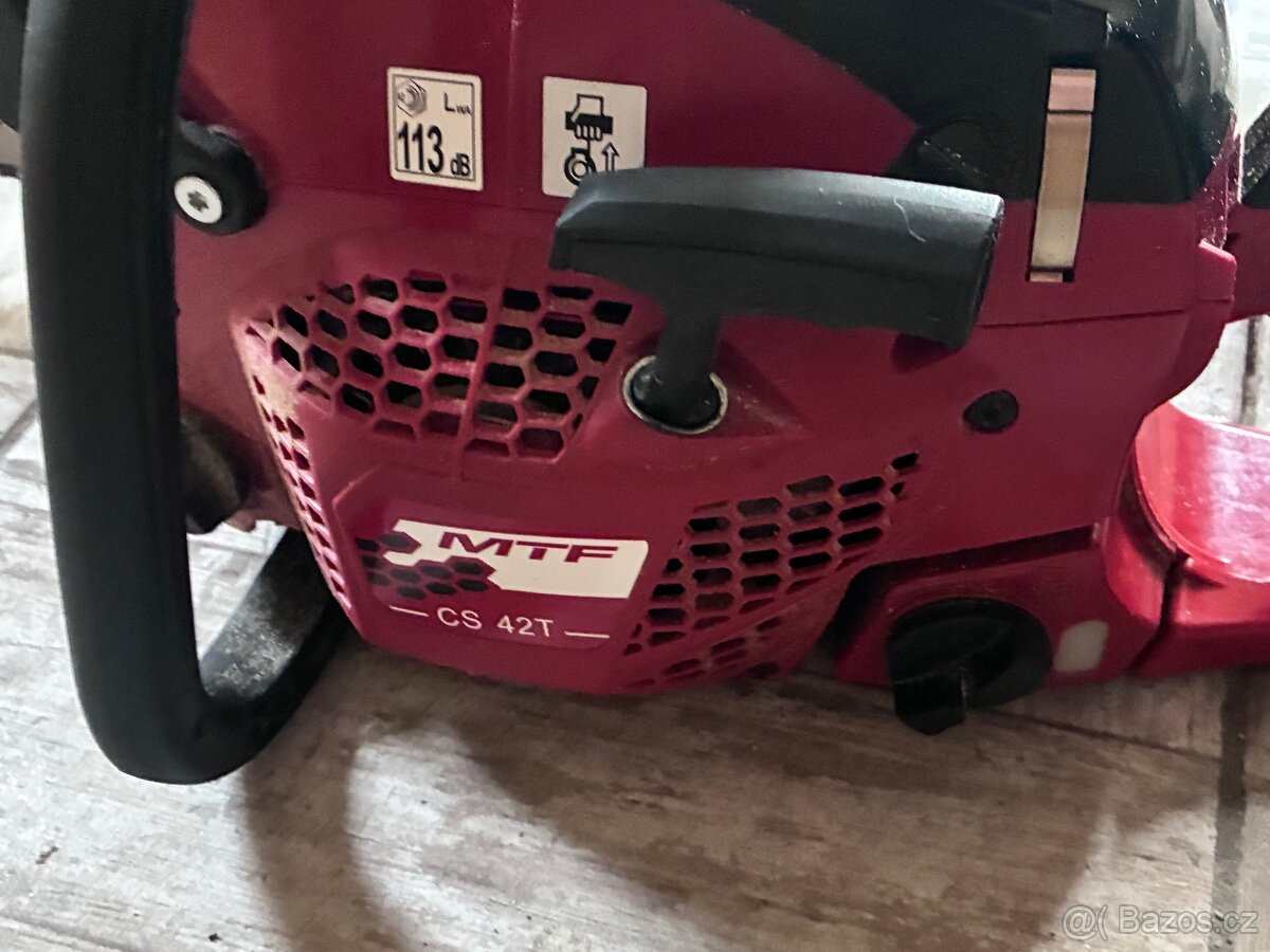 Prodám dvě motorové pily - 4