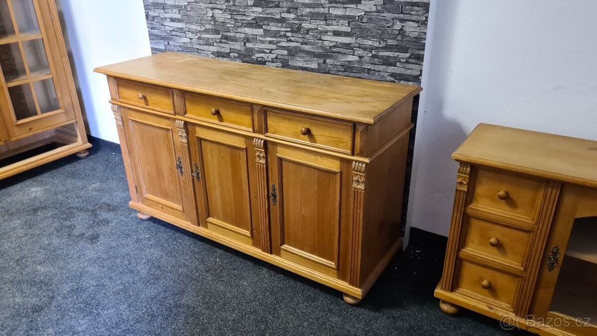 Starožitný nábytek - replika - 4