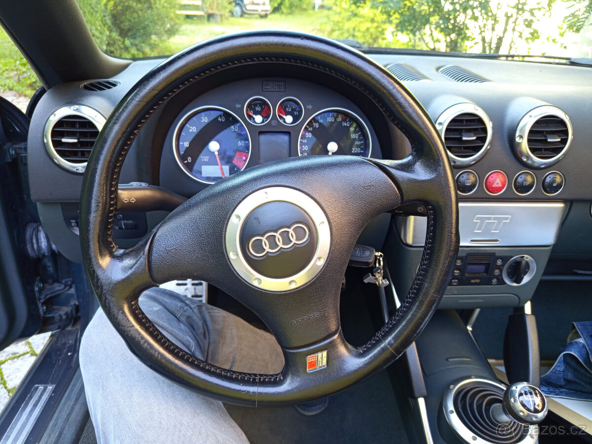 Audi TT Coupé 1,8T - Roadster - 4