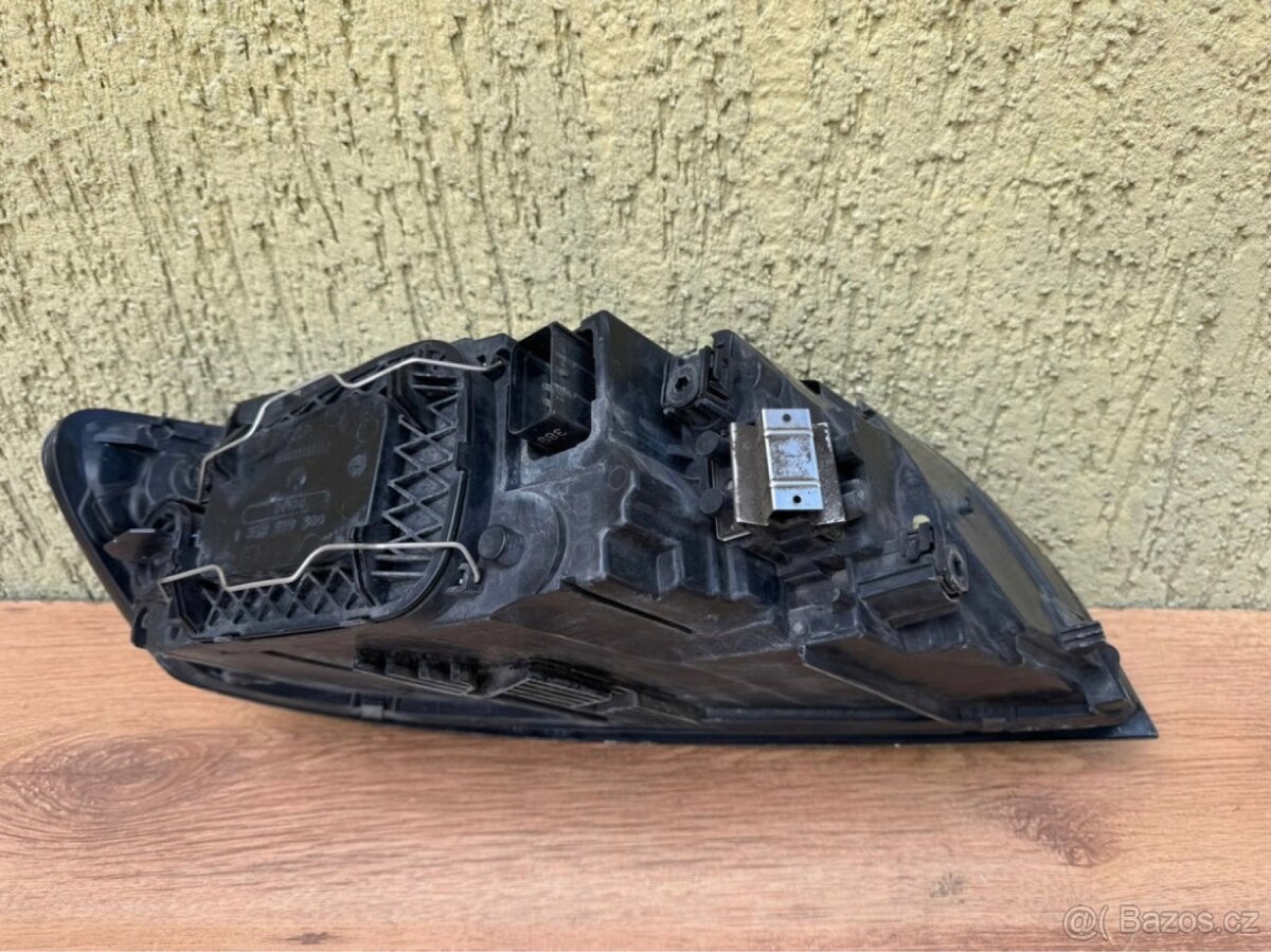 Přední levé světlo VOLVO V50 / S40 2007-2012 - 4