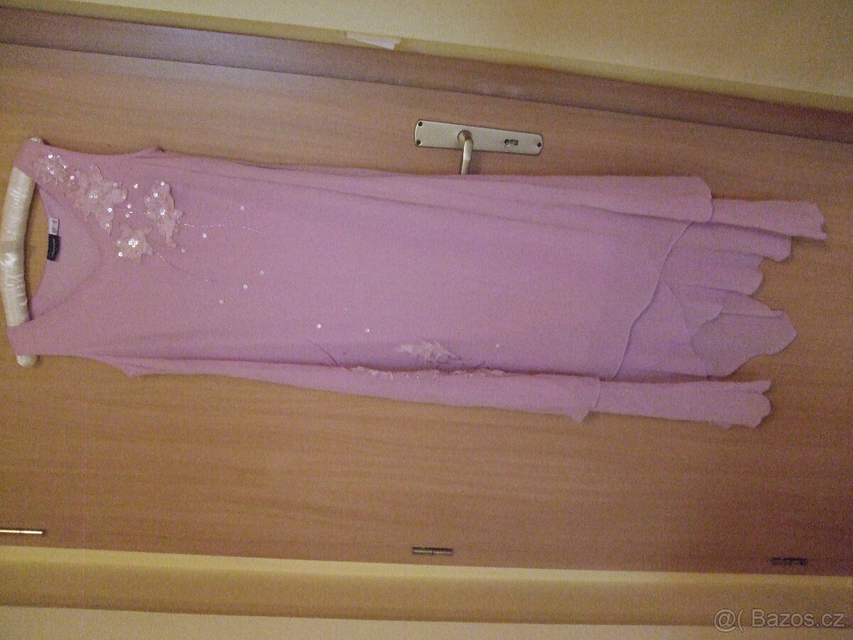 šaty a kostýmek - 4