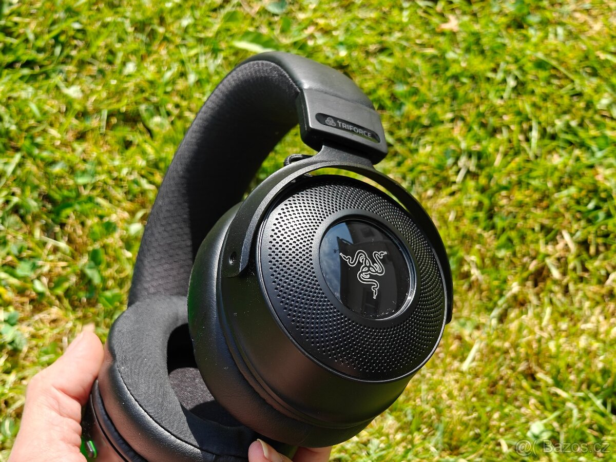Herní sluchátka Razer Kraken V3 - 4