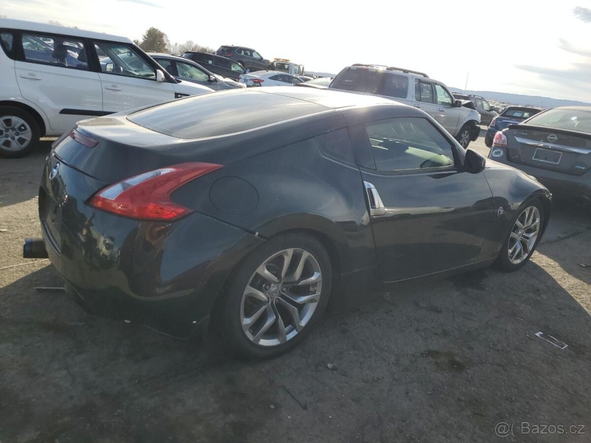 NISSAN 370Z BASE 2012 - 4