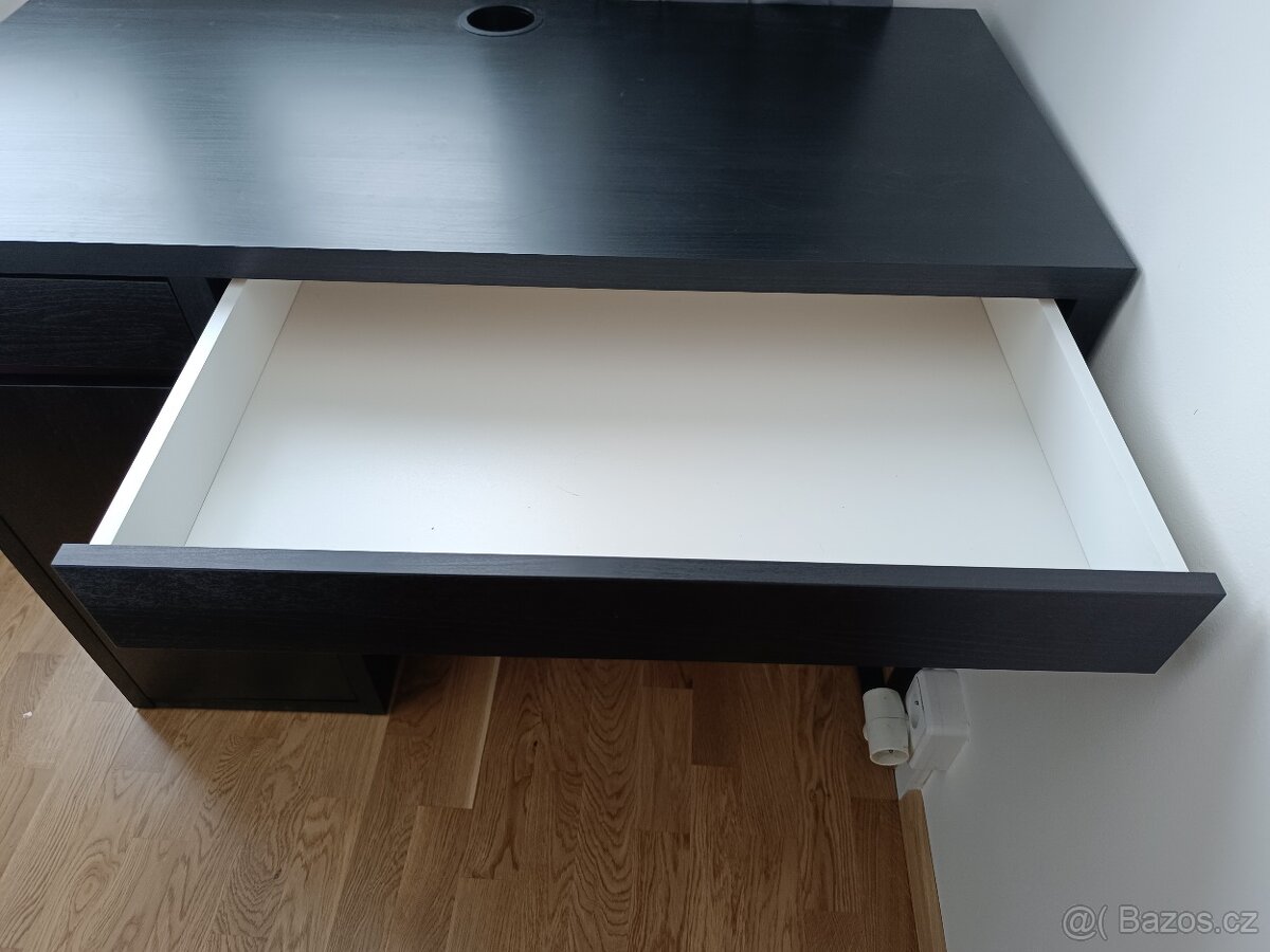 Psací stůl MICKE - 4