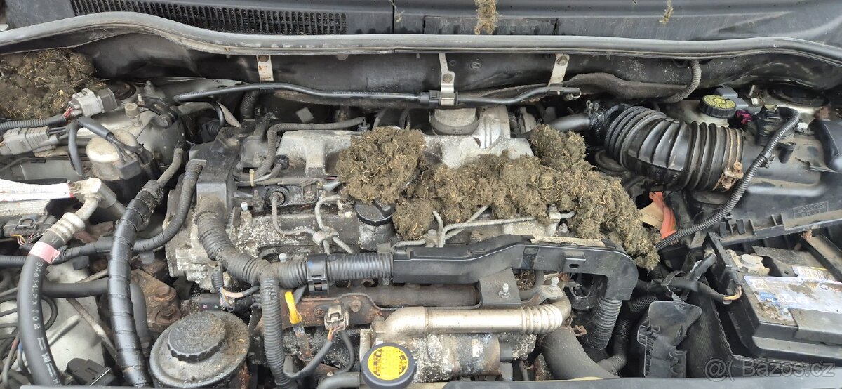 Toyota Corolla Verso d4d prodej náhradních dílů - 4