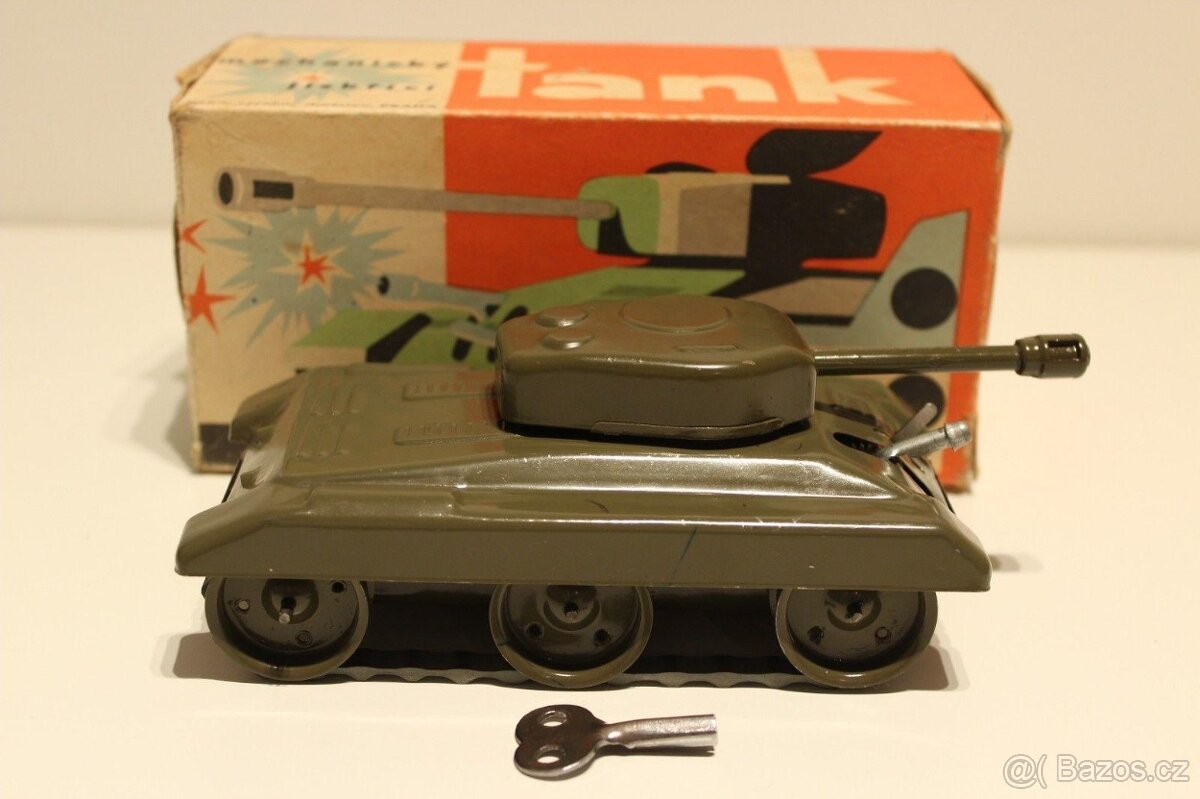 Starý Tank igra - 4