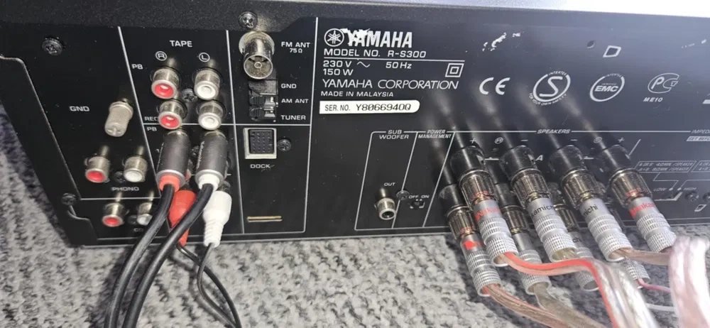 YAMAHA RS 300 - 4