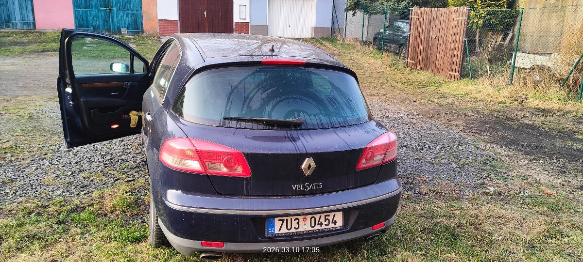 Renault VEL SATIS 2.2 - 4