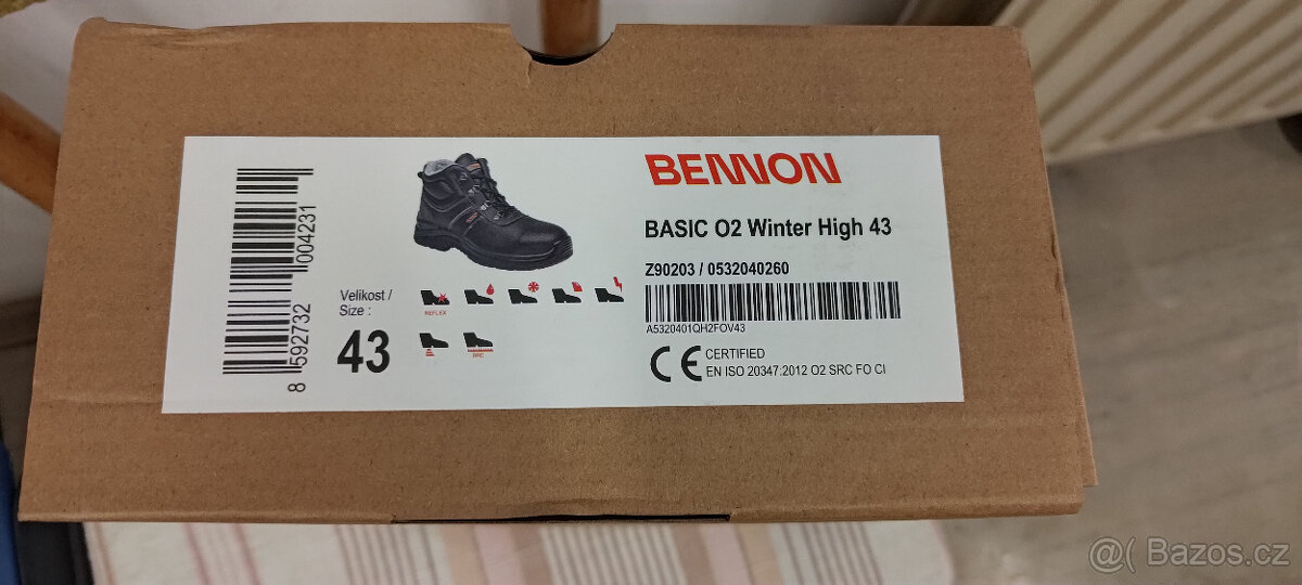 Pracovní obuv zateplená, vel. 43 - 4