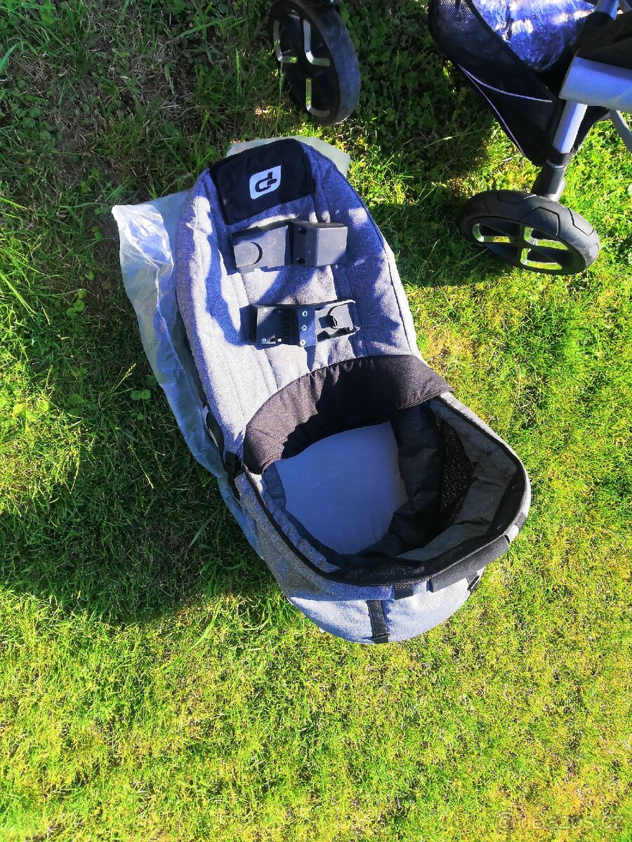 Kočárek Patron - 4