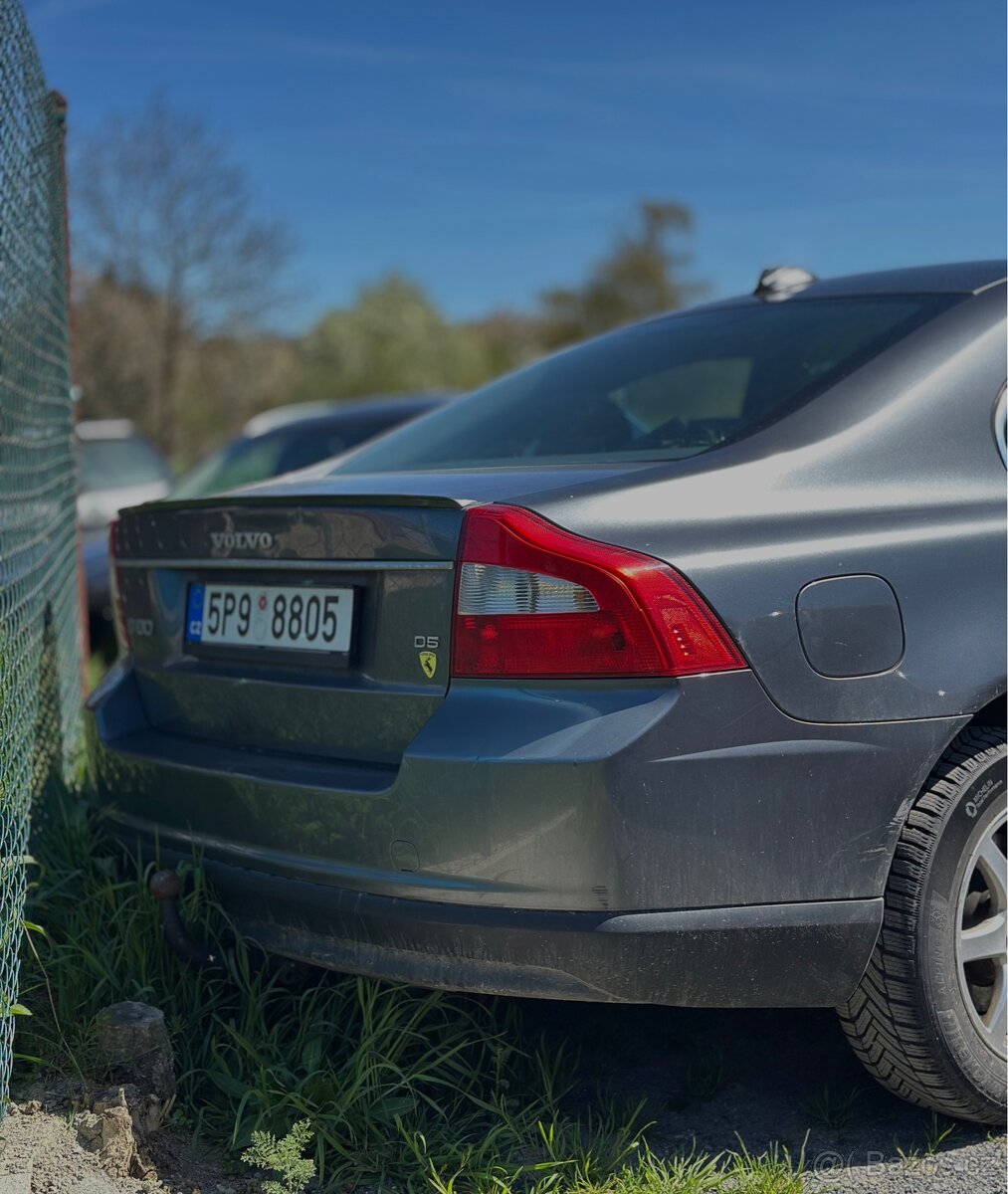 VOLVO S80 D5 - 4