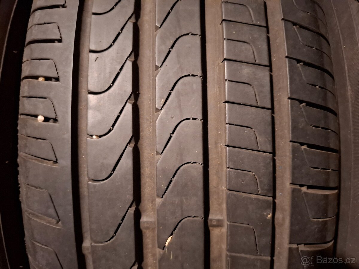 235/65/17 Pirelli Letní 7 mm - 4