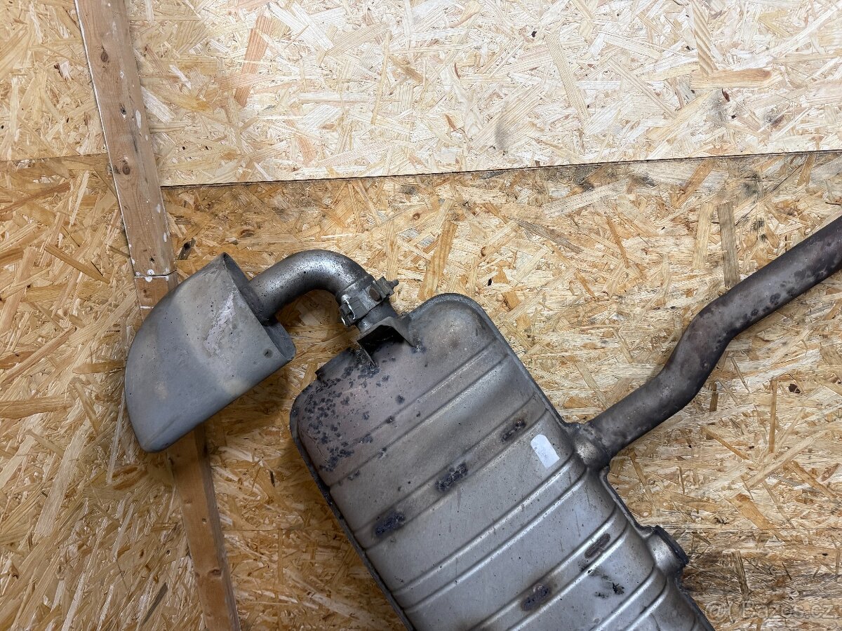 ZADNÍ DÍL VÝFUKU VW TOUAREG 7P 3.0 TDI - 4