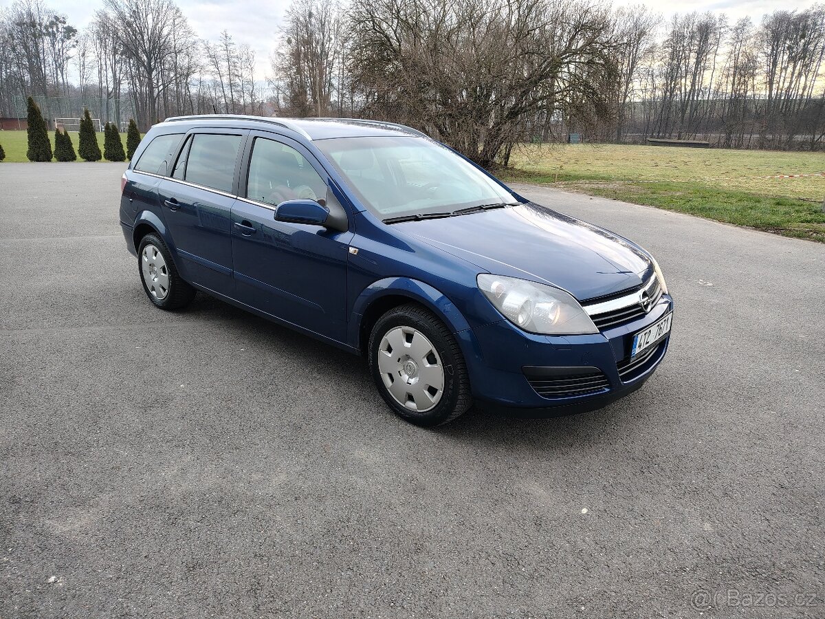Astra H kombi benzín - 4