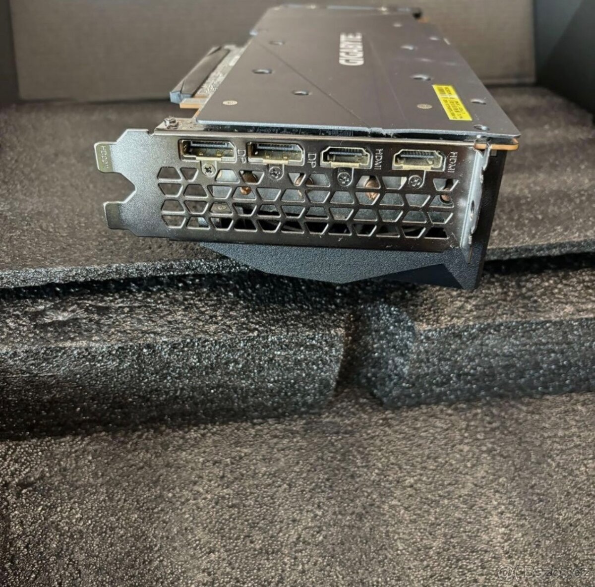 GIGABYTE Radeon RX 6800 XT GAMING OC 16GB - 4