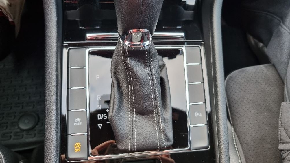 Superb Combi 2.0 TDI DSG AUTOMAT 110KW - 4