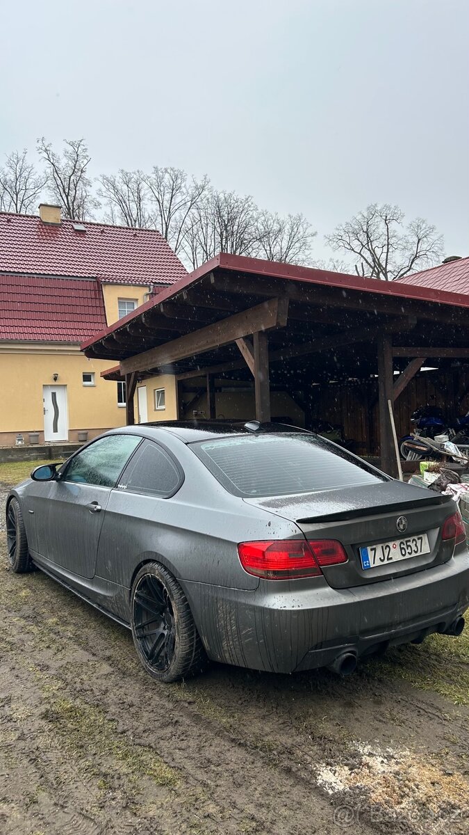 BMW E92 330D - 4