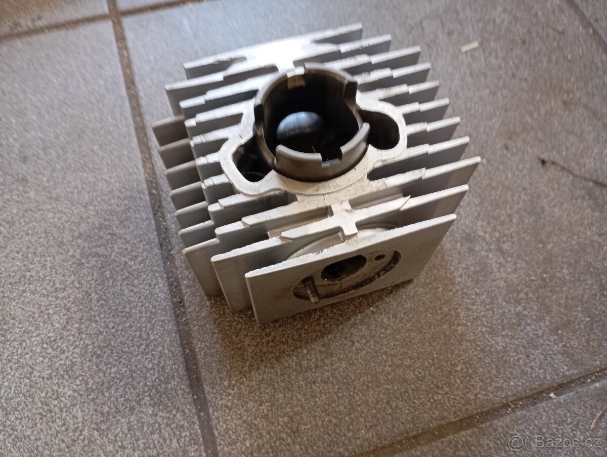 Prodám díly Babetta - 4