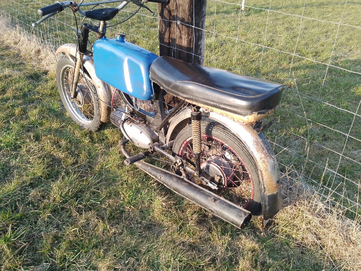 Jawa mustang typ 23 - 4