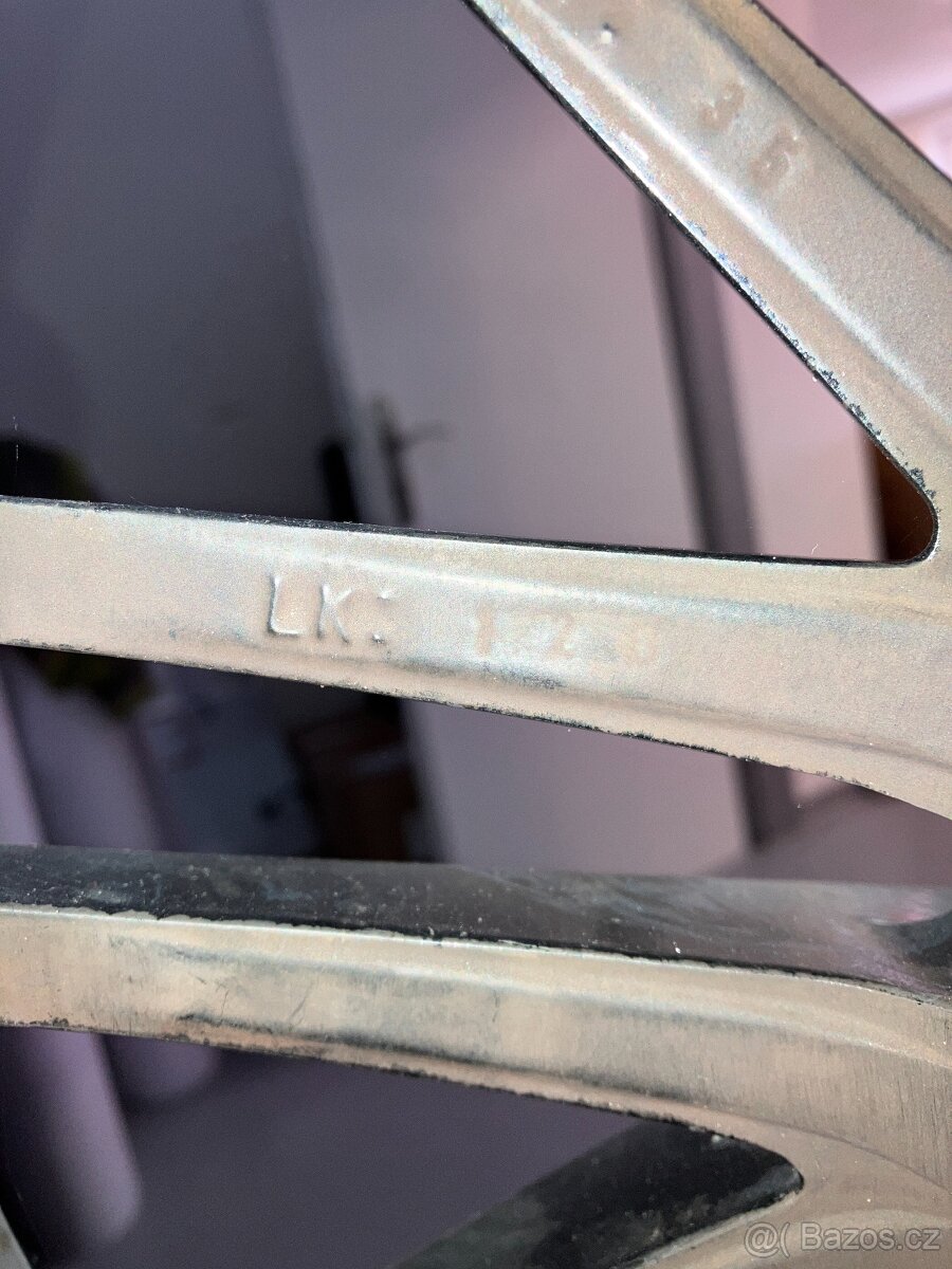 Borbet 5x120 8Jx17" - 4