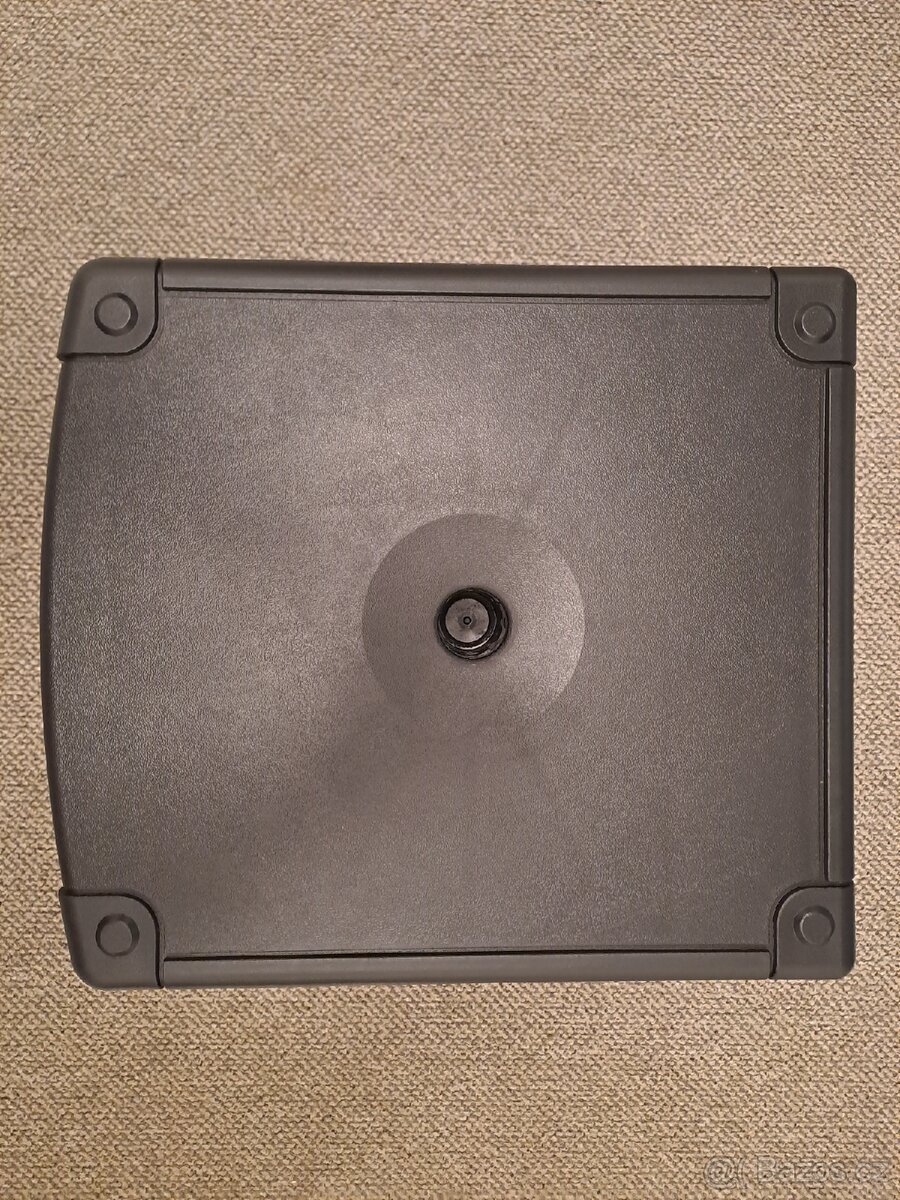 Behringer B1200D Pro - 4