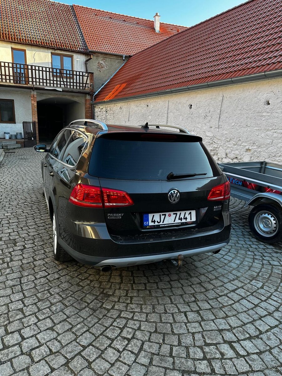 VW Passat alltrack - 4