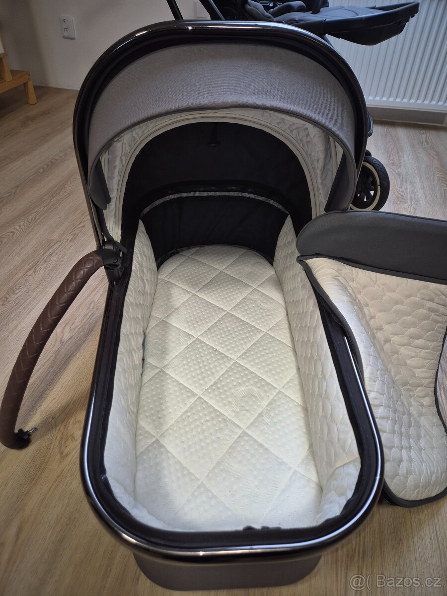 Kočárek Moon Rocca Edition Antracit - 4