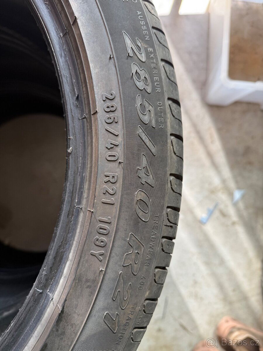 285/40 R21 letní - 4