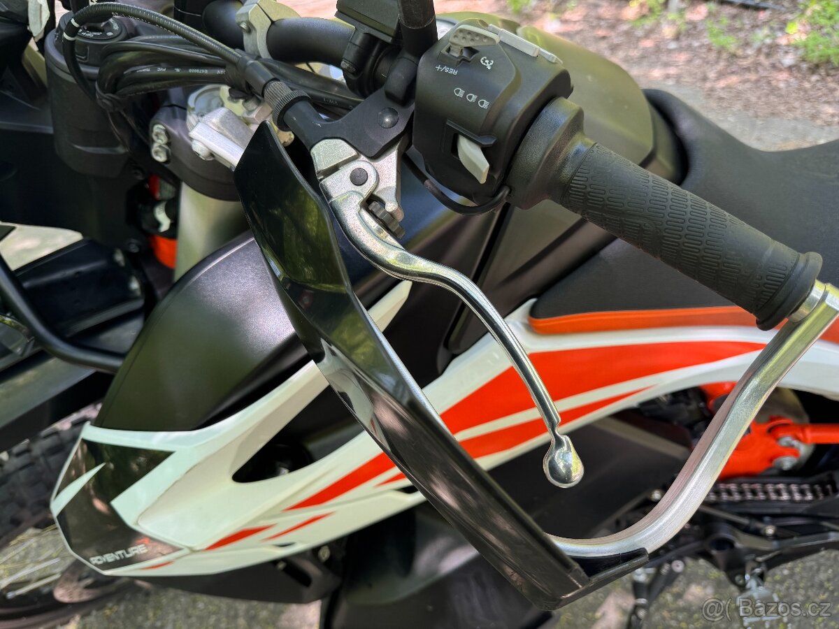 KTM 790R (2020) možný odpočet DPH - 27300km