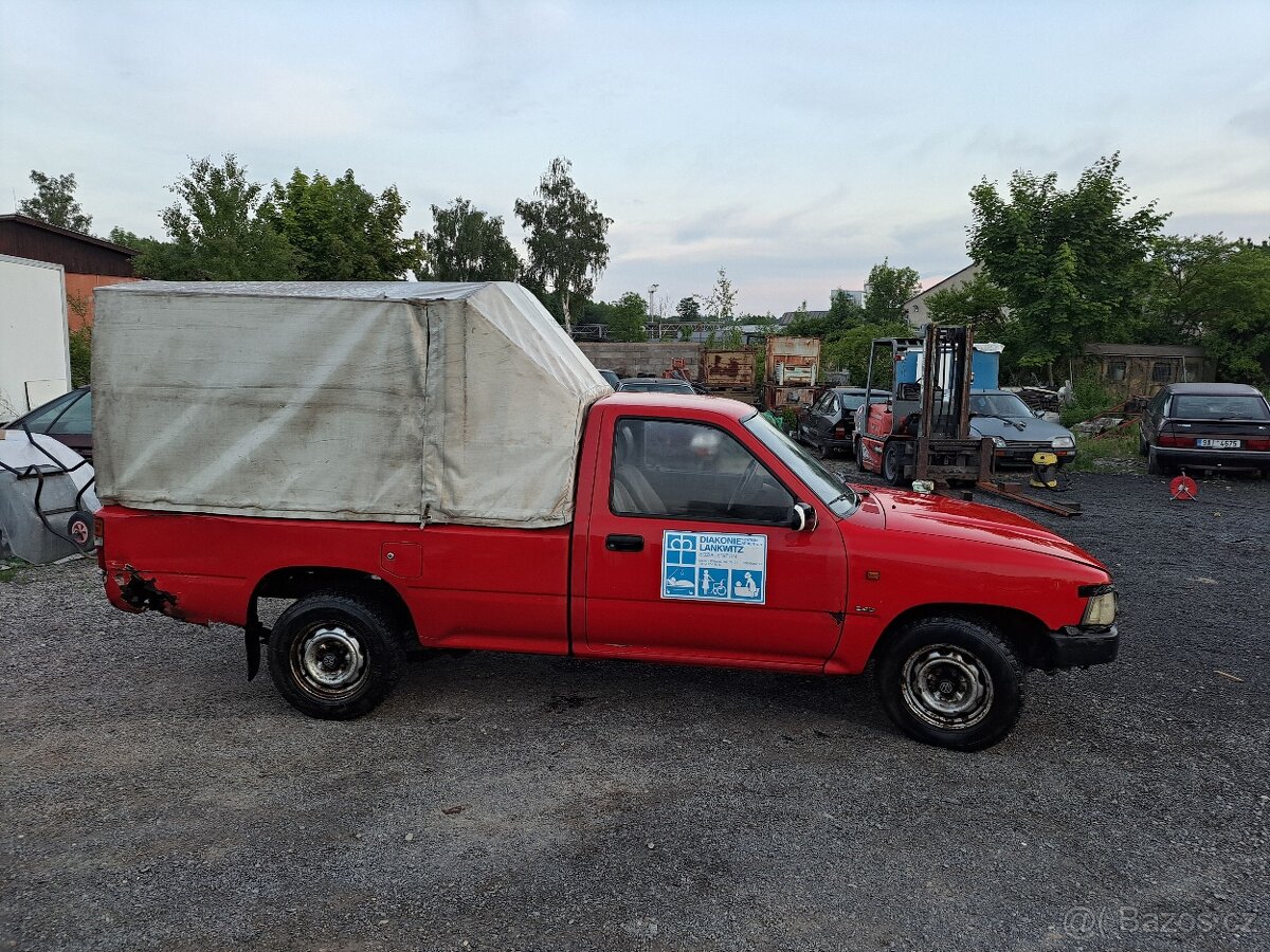 Taro pick-up