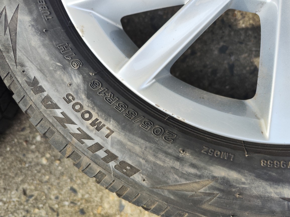 16"zimní alu sada Gavia 5x112 origo VW Golf 8 Var Touran - 4