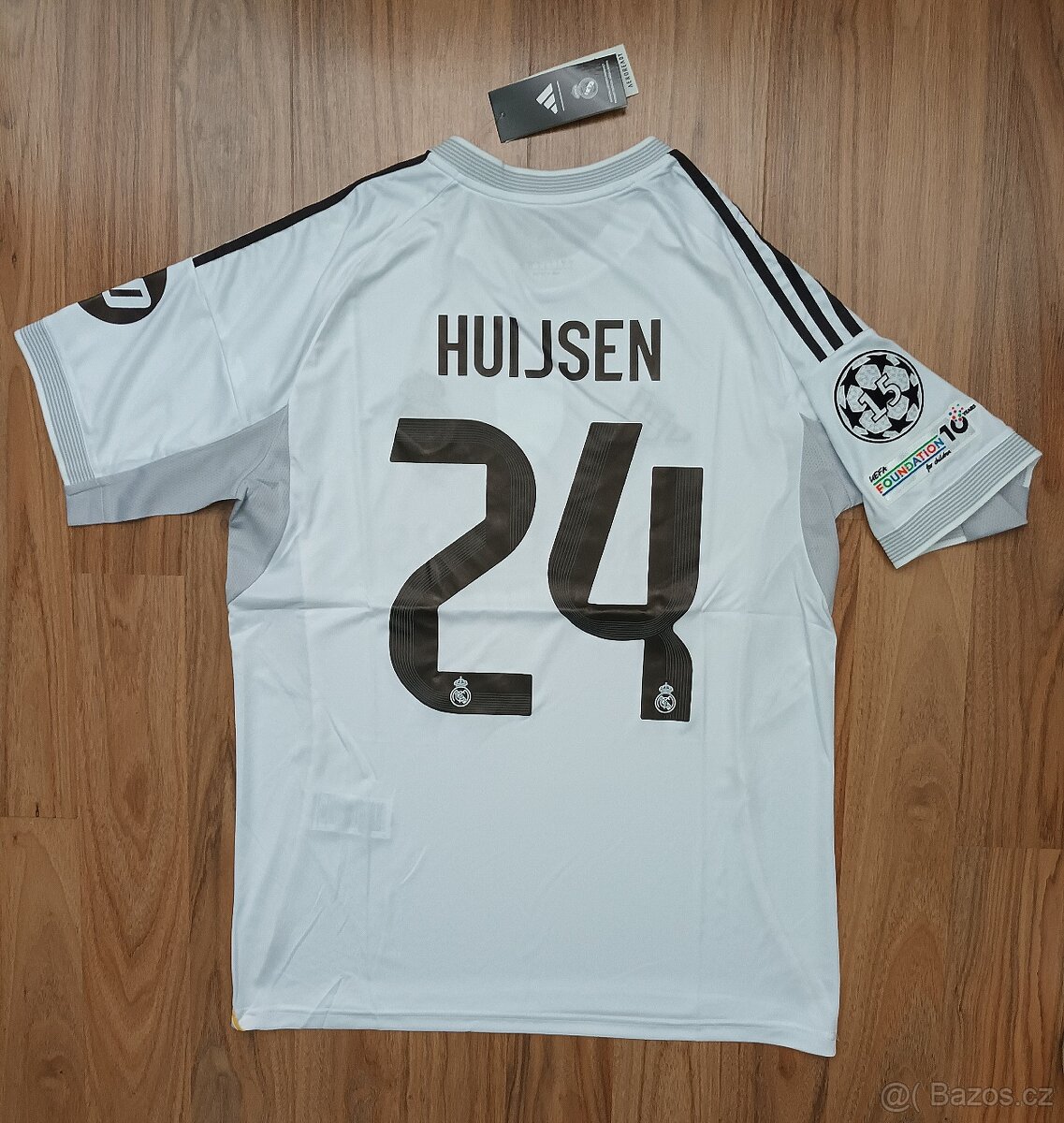 Real Madrid 25/26 Home - 4