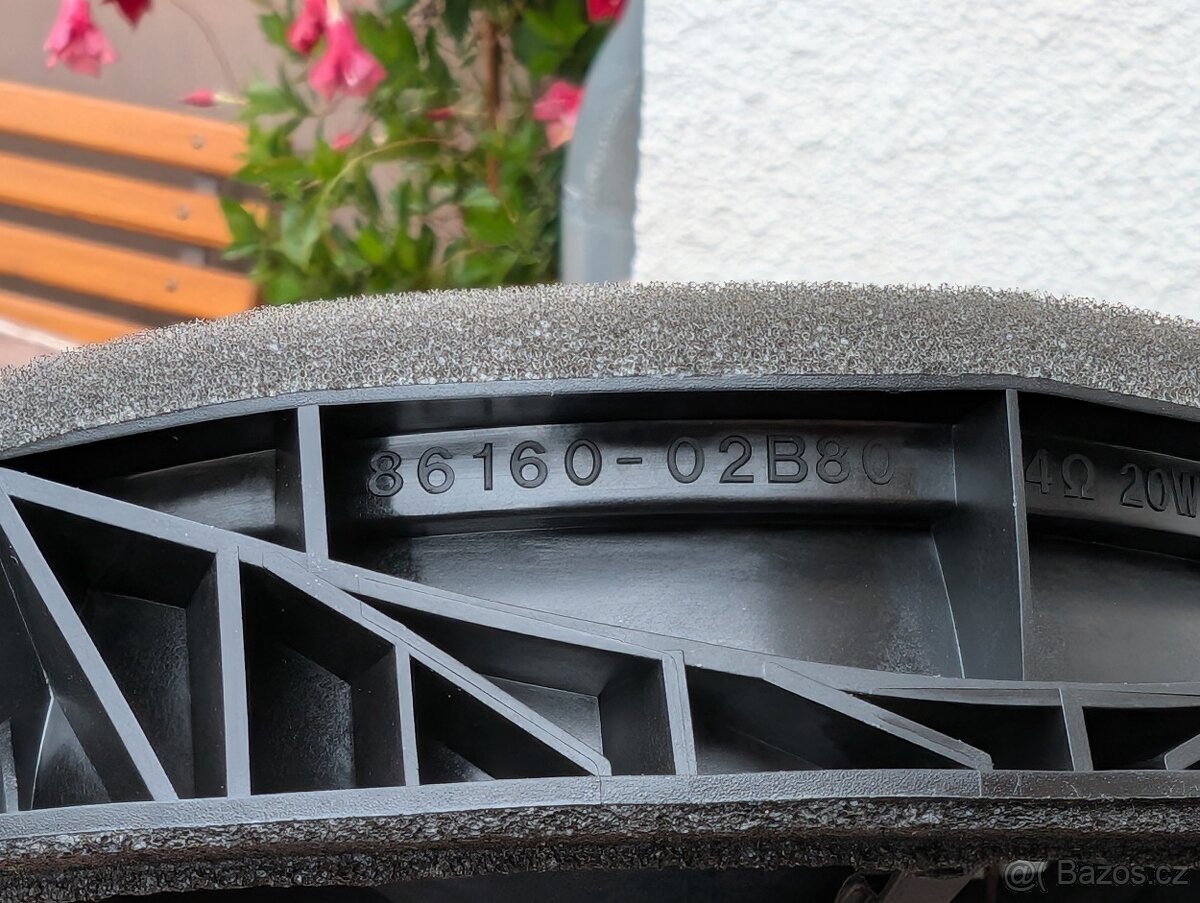 Auto reproduktory 20W Toyota Corolla - 4