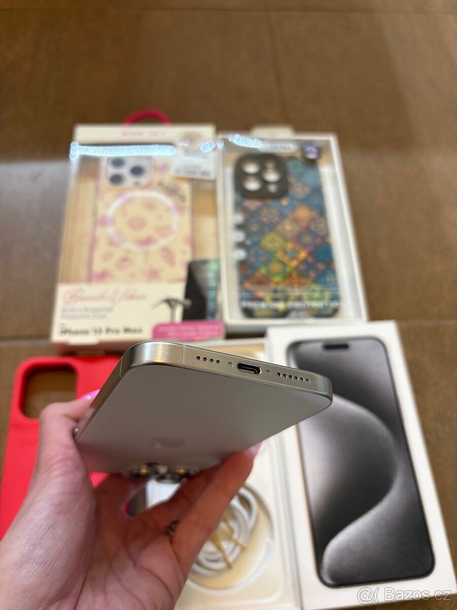 IPhone 15 Pro Max 256GB White Titanium - 4