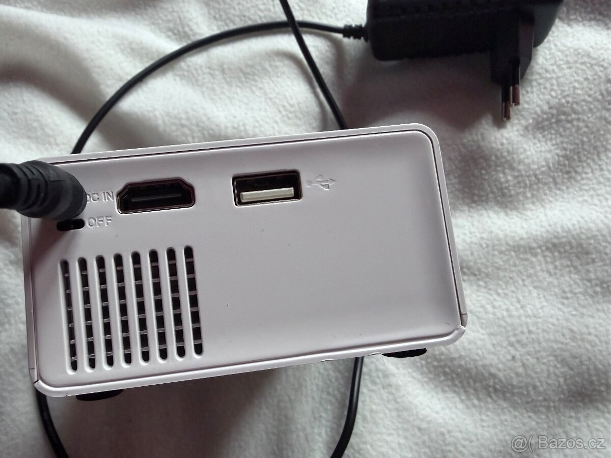 Mini projektor - 4