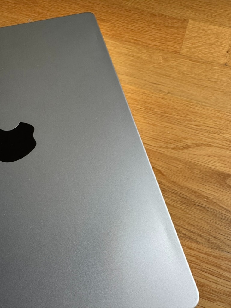 MacBook Pro 14" M3 Pro, 36GB/512GB, Silver, 98% - 4