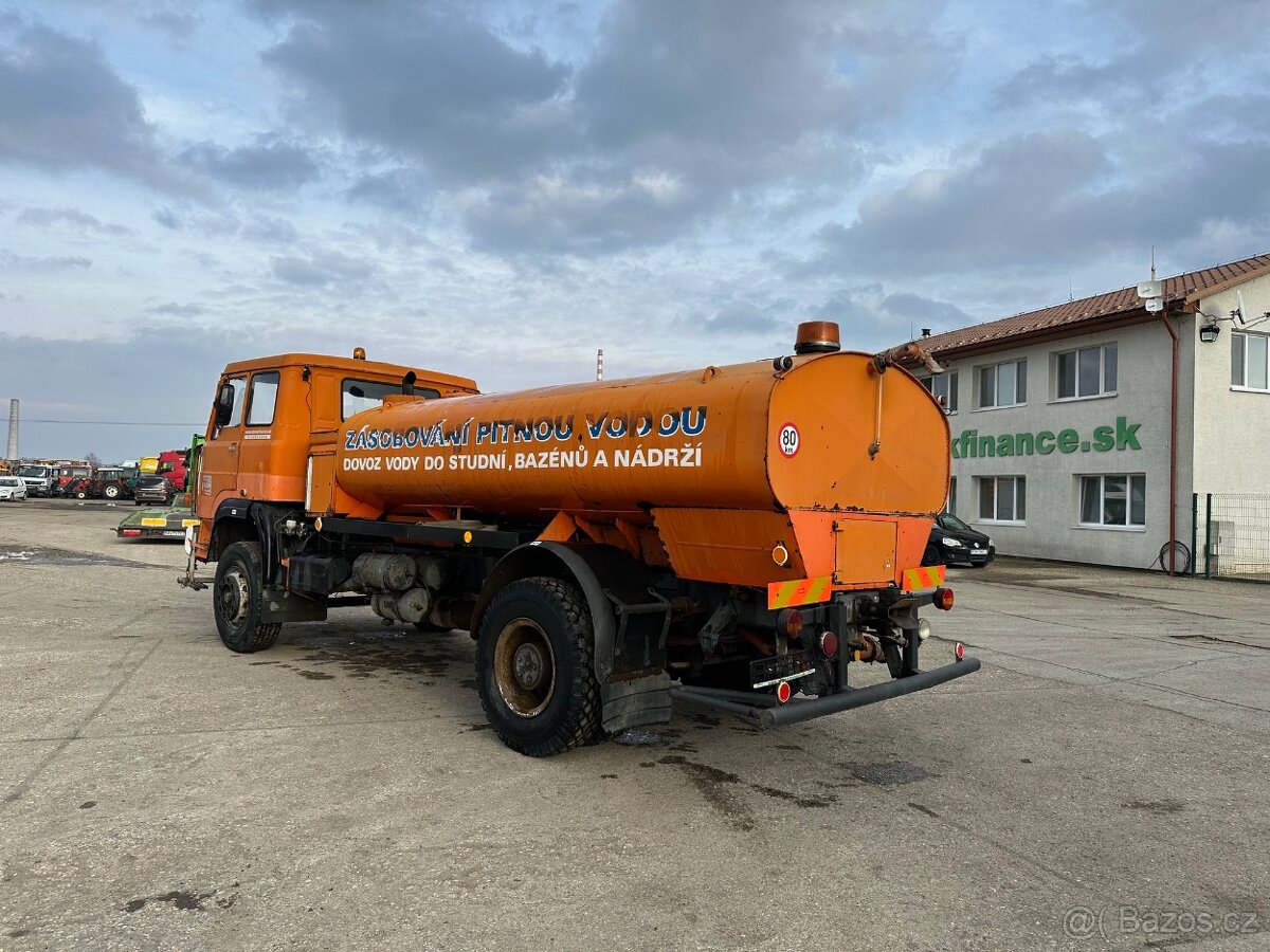 LIAZ 1990 VIN 132 - 4