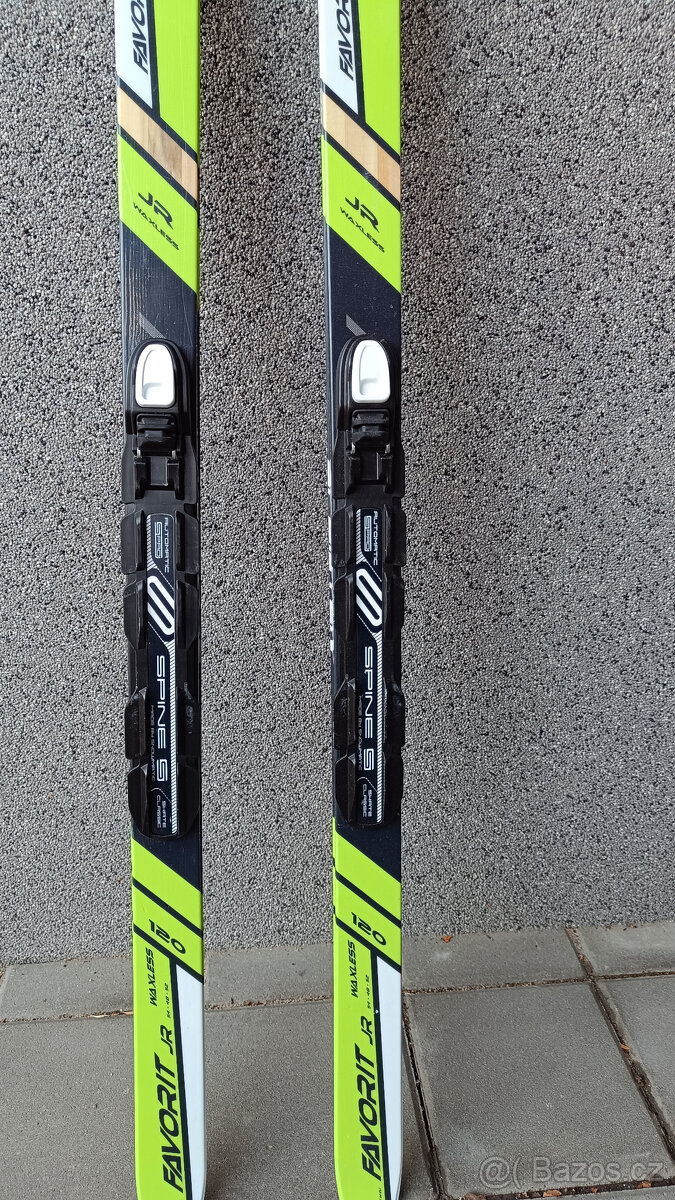 Prodám dětské běžky se šupinami Sporten, délka 120 cm - 4