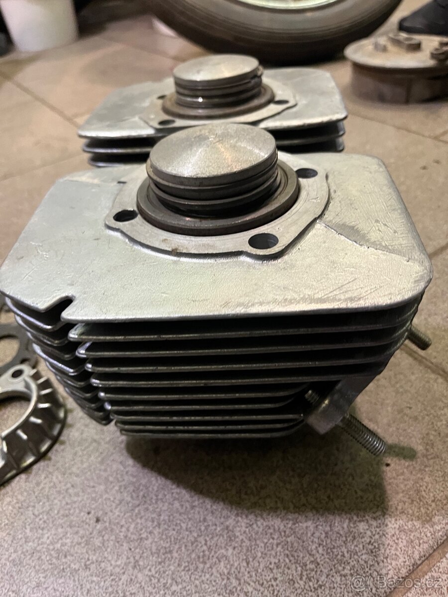 Válce motoru Jawa 350 - 4