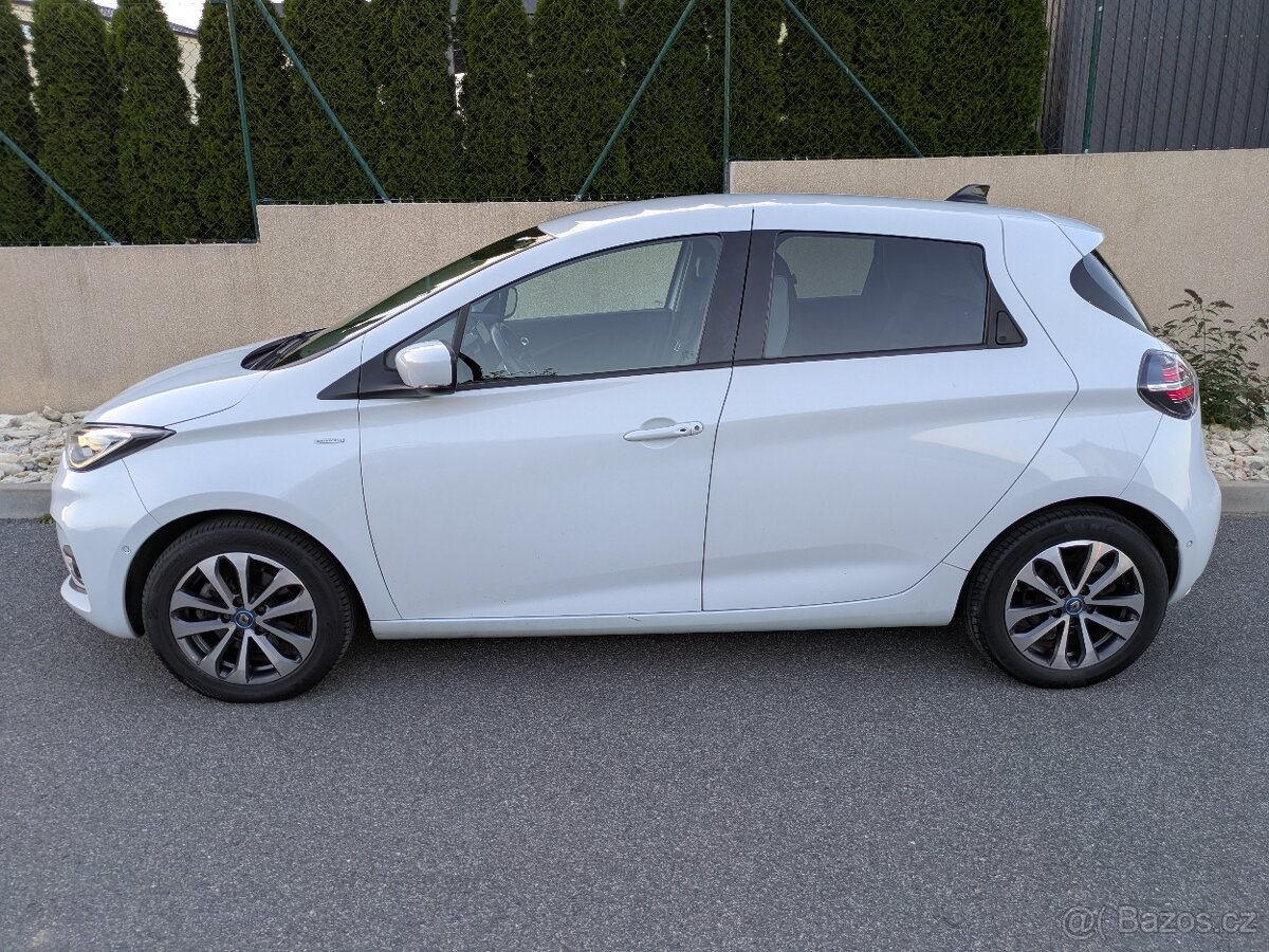 Renault ZOE R135 100kW, baterie 52kWh, CCS, PLNÁ VÝBAVA, DPH - 4