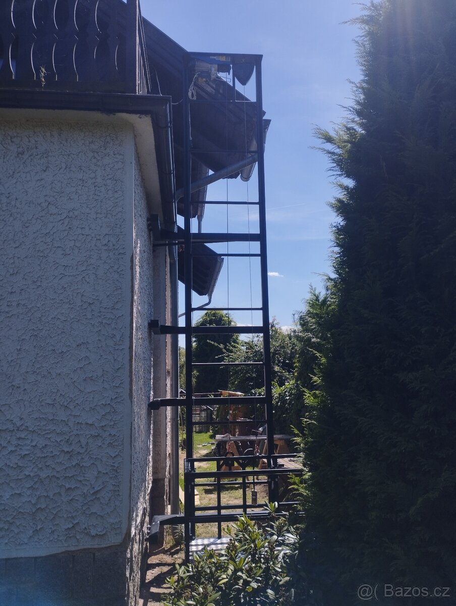 Plošinový výtah ke zdi vrátek zvedák - 4