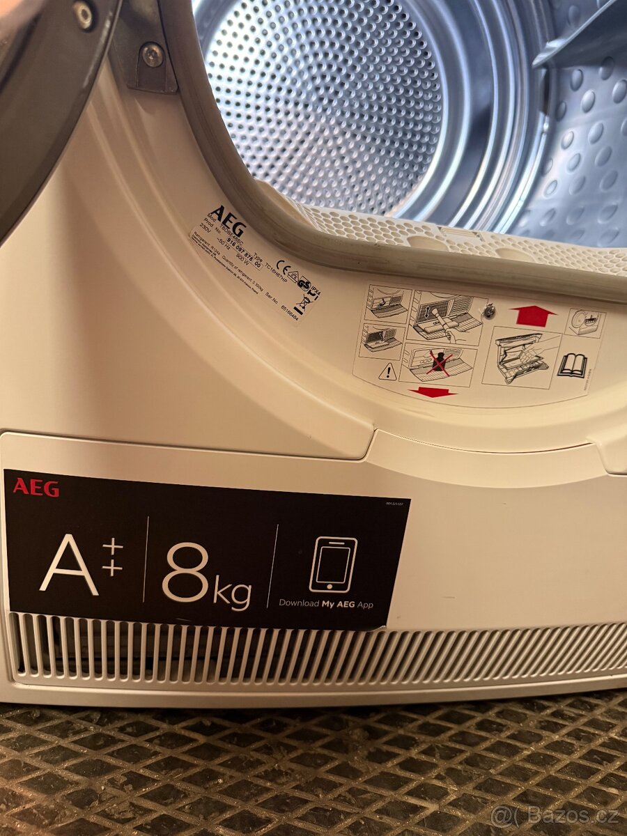 Sušička na prádlo AEG TOP stav - 4
