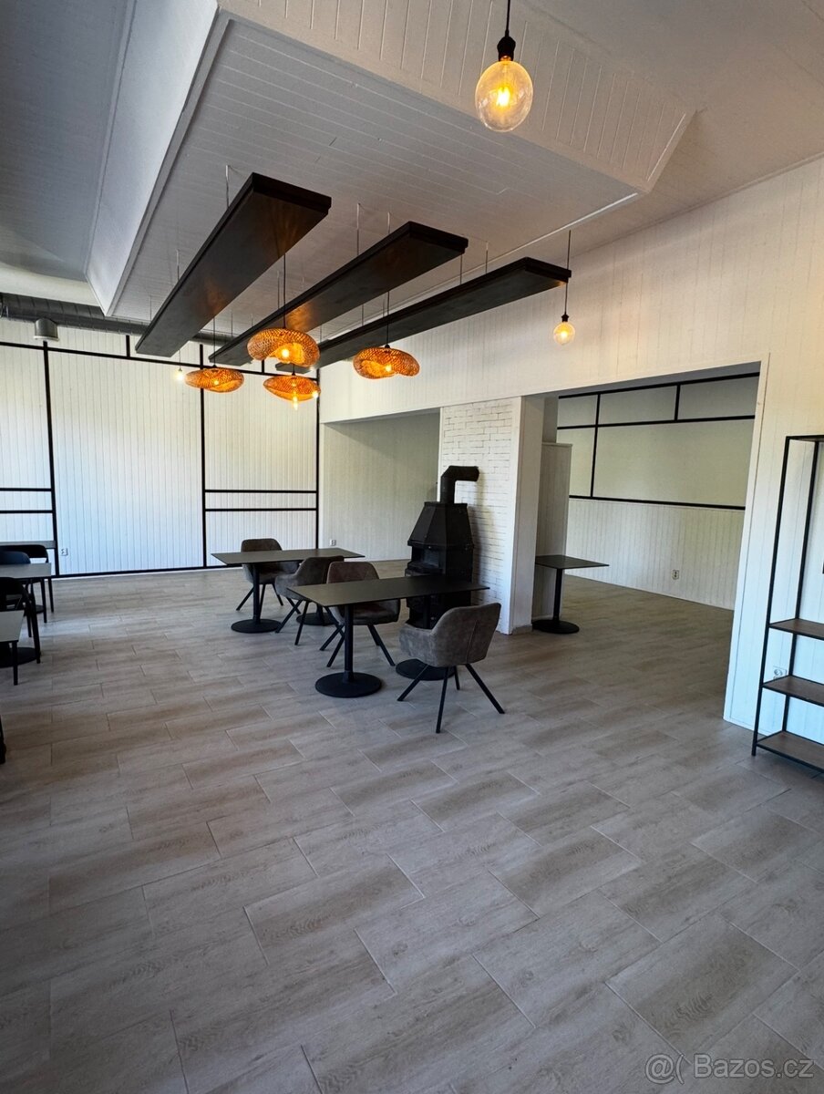 Pronájem kompletně vybavené restaurace – 200 m², 120 osobi - 4