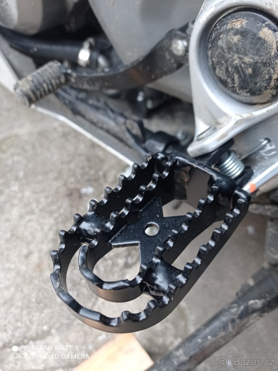 Rozšírené stupačky Honda XL650 - 700V Transalp - 4