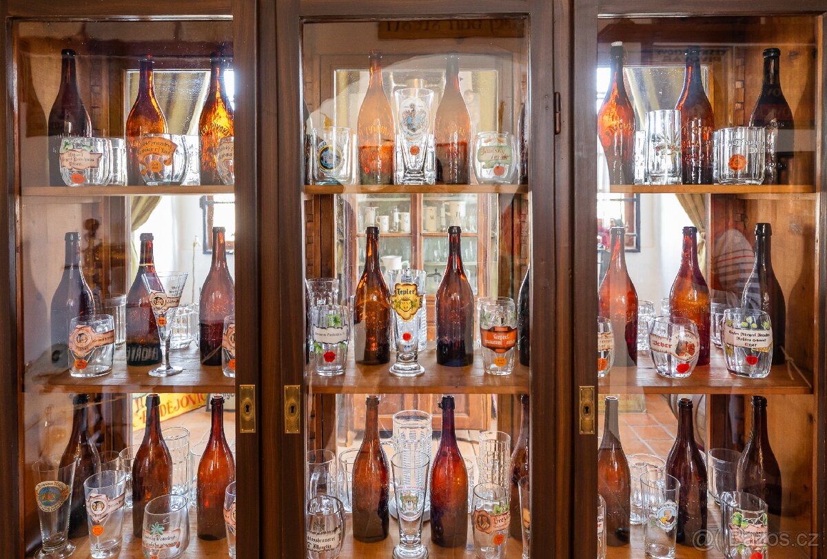 Sbírám STARÉ PIVNÍ LAHVE, FLAŠKY, SKLENICE, PULLITRY na pivo - 4
